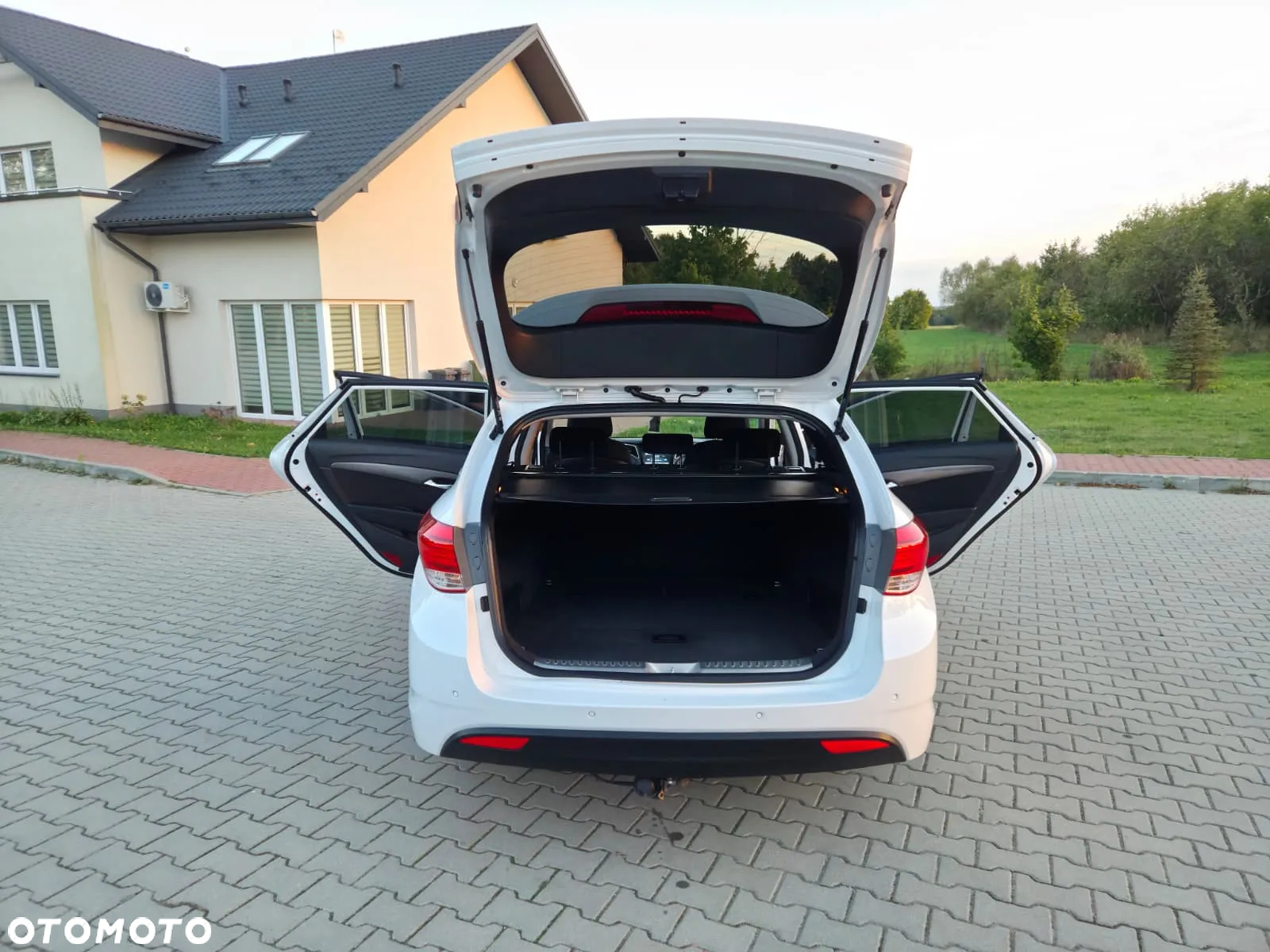 Hyundai i40 1.7 CRDi BlueDrive Business - 24