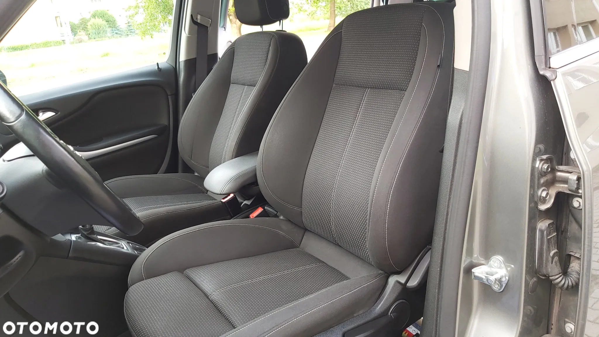 Opel Zafira 2.0 D (CDTI) Automatik Business Edition - 22