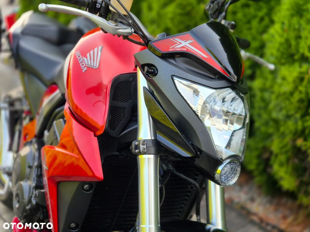 Honda CB - 17