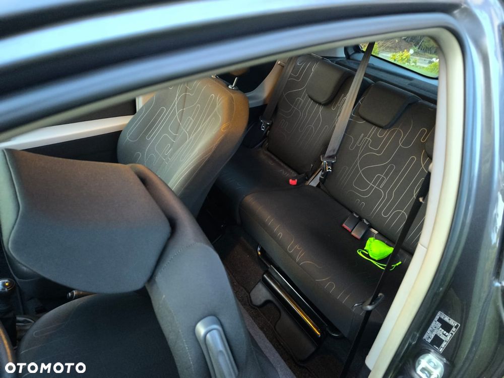 Toyota Yaris 1.0 VVT-i Luna - 9