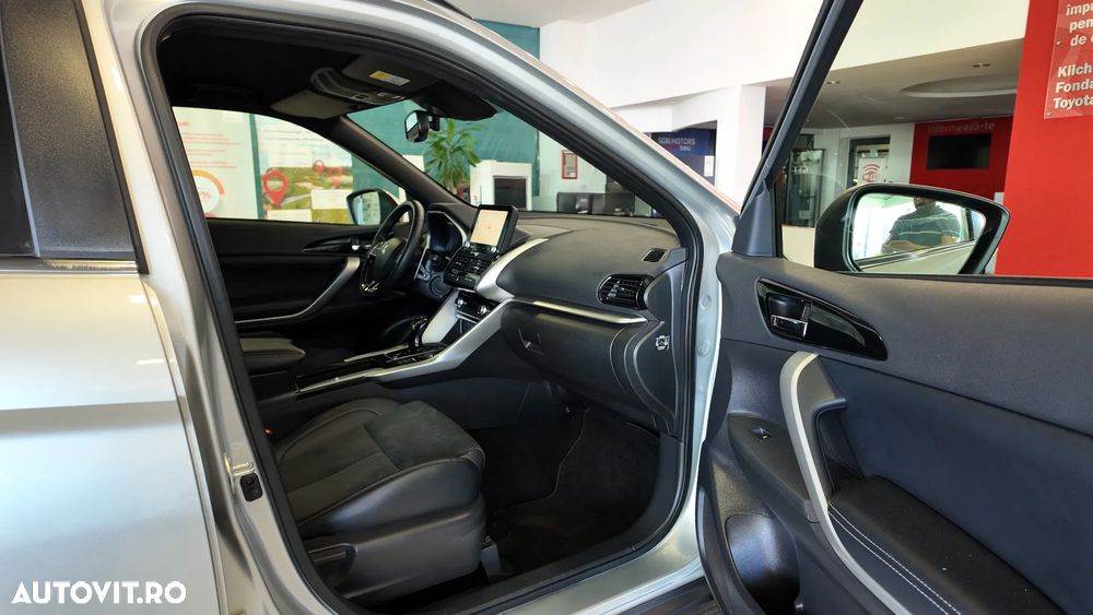 Mitsubishi Eclipse-Cross Plug-In Hybrid 4WD Plus - 18