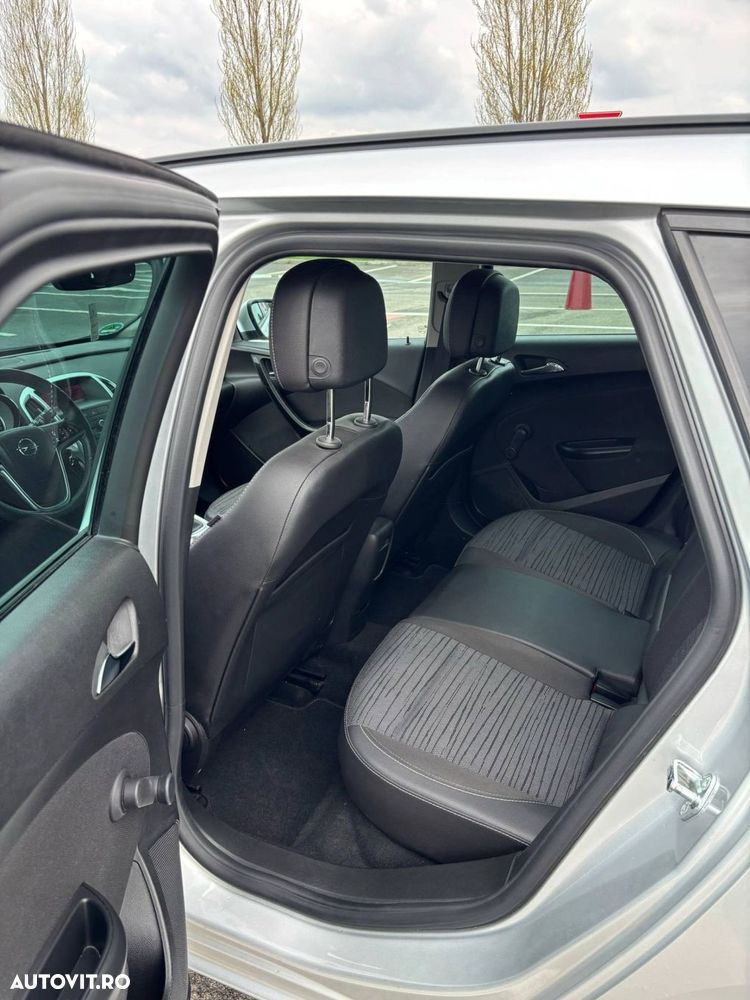 Opel Astra - 13