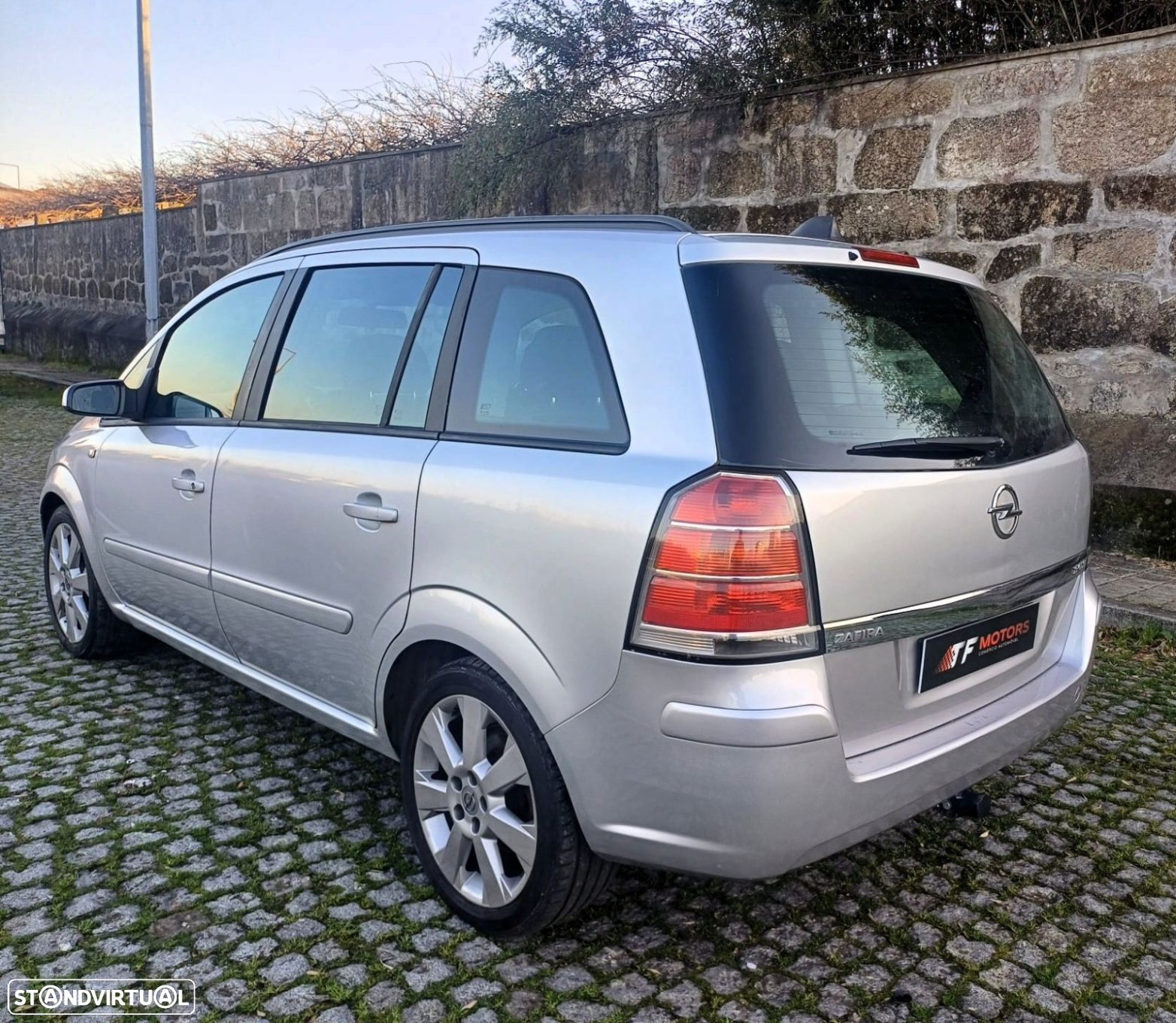 Opel Zafira 1.9 CDTi Enjoy - 6
