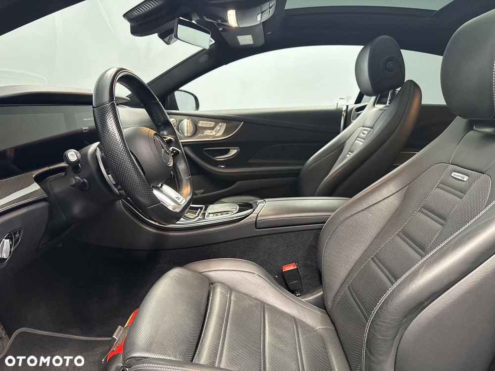 Mercedes-Benz Klasa E AMG 53 4-Matic+ 9G-TRONIC - 13