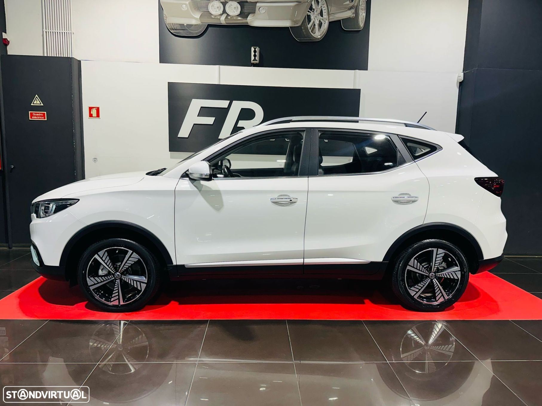 MG ZS EV 44.5 kWh Luxury - 13