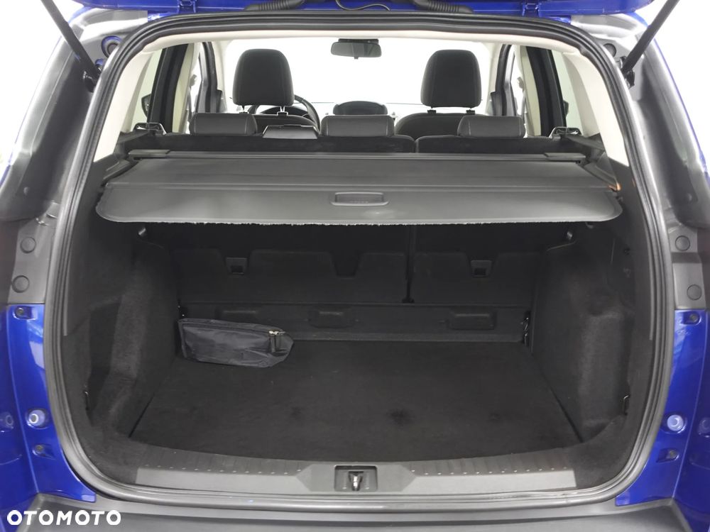Ford Kuga - 23