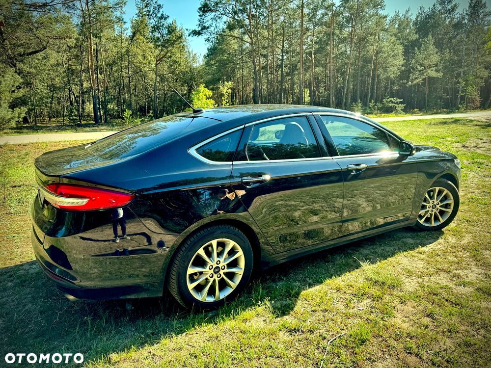 Ford Fusion - 9
