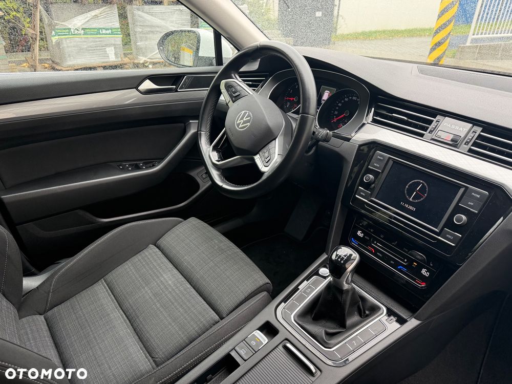 Volkswagen Passat 1.5 TSI EVO Business - 14