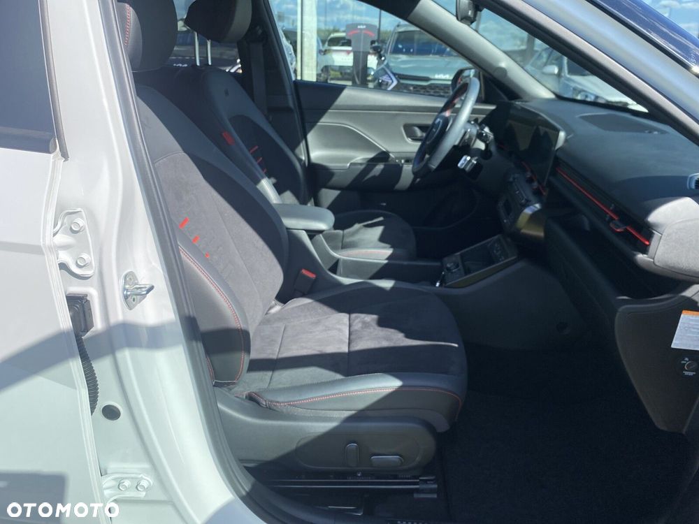 Hyundai Kona - 16