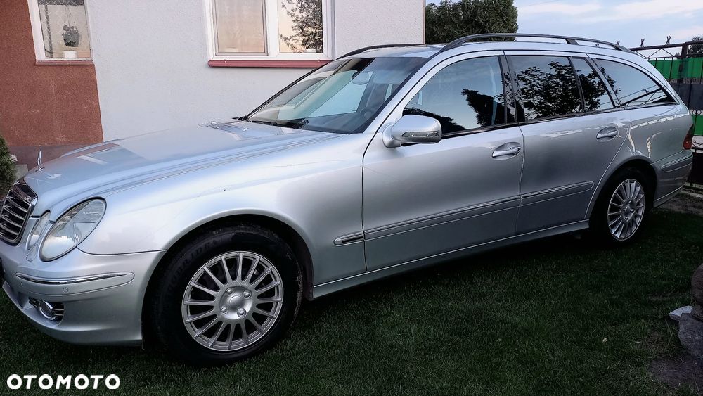 Mercedes-Benz Klasa E 320 CDI 7G-TRONIC Avantgarde DPF - 3