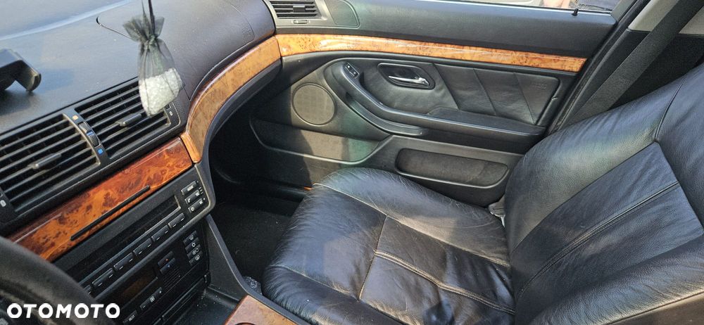 BMW E39 523i M52B25 96 - 00 - FOTEL PRZÓD LEWY PRAWY - 25