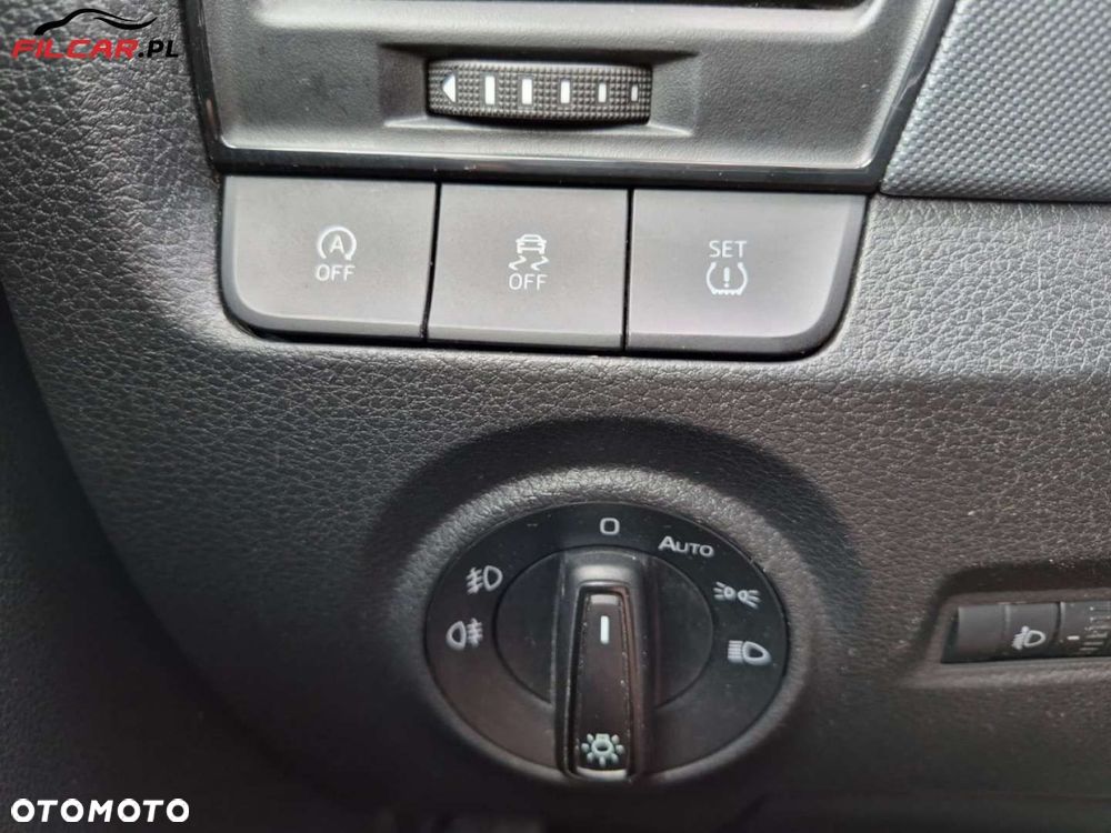 Skoda Fabia - 12