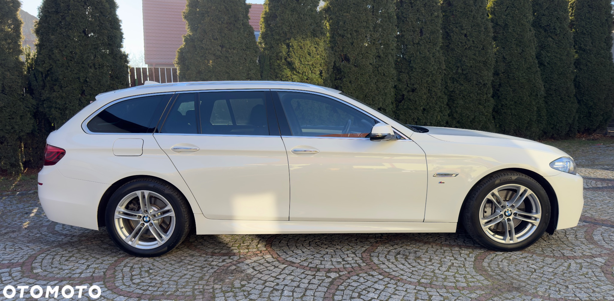 BMW Seria 5 528i xDrive Touring Sport-Aut - 3