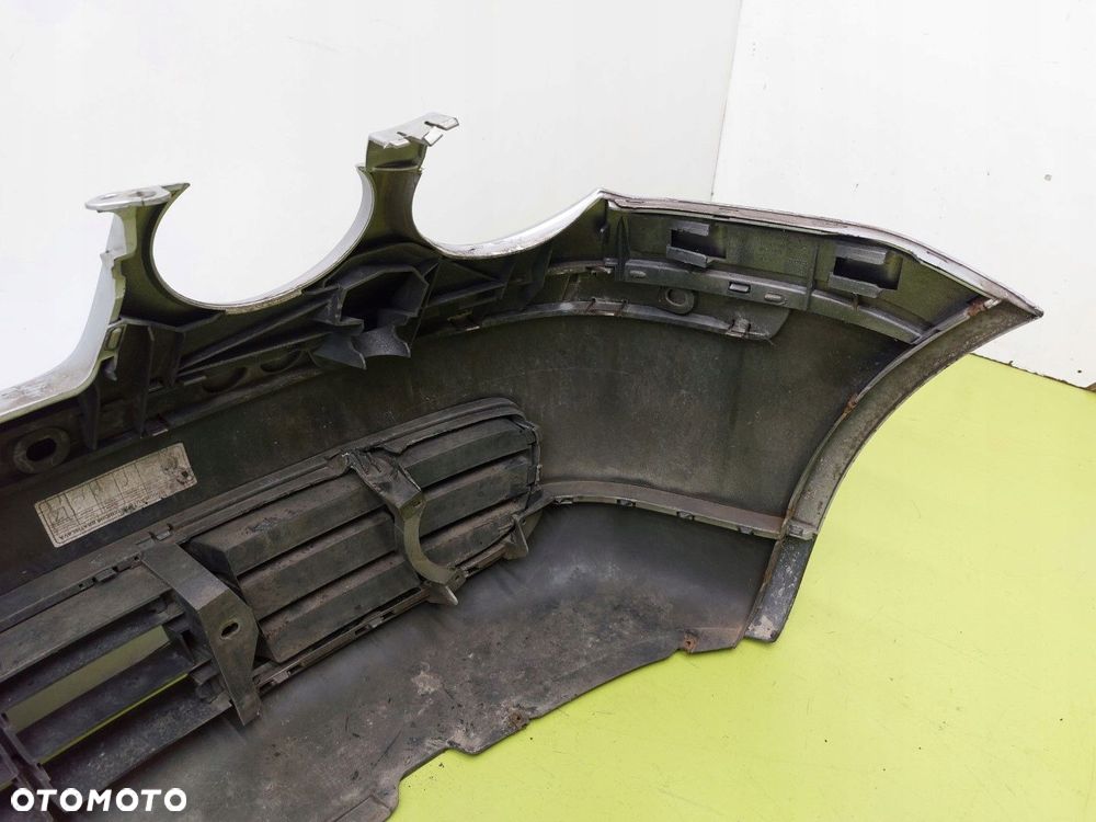 Zderzak przód przedni VW POLO IV 01-05 PRZED LIFT OKULAR LA7W SREBRNY - 9