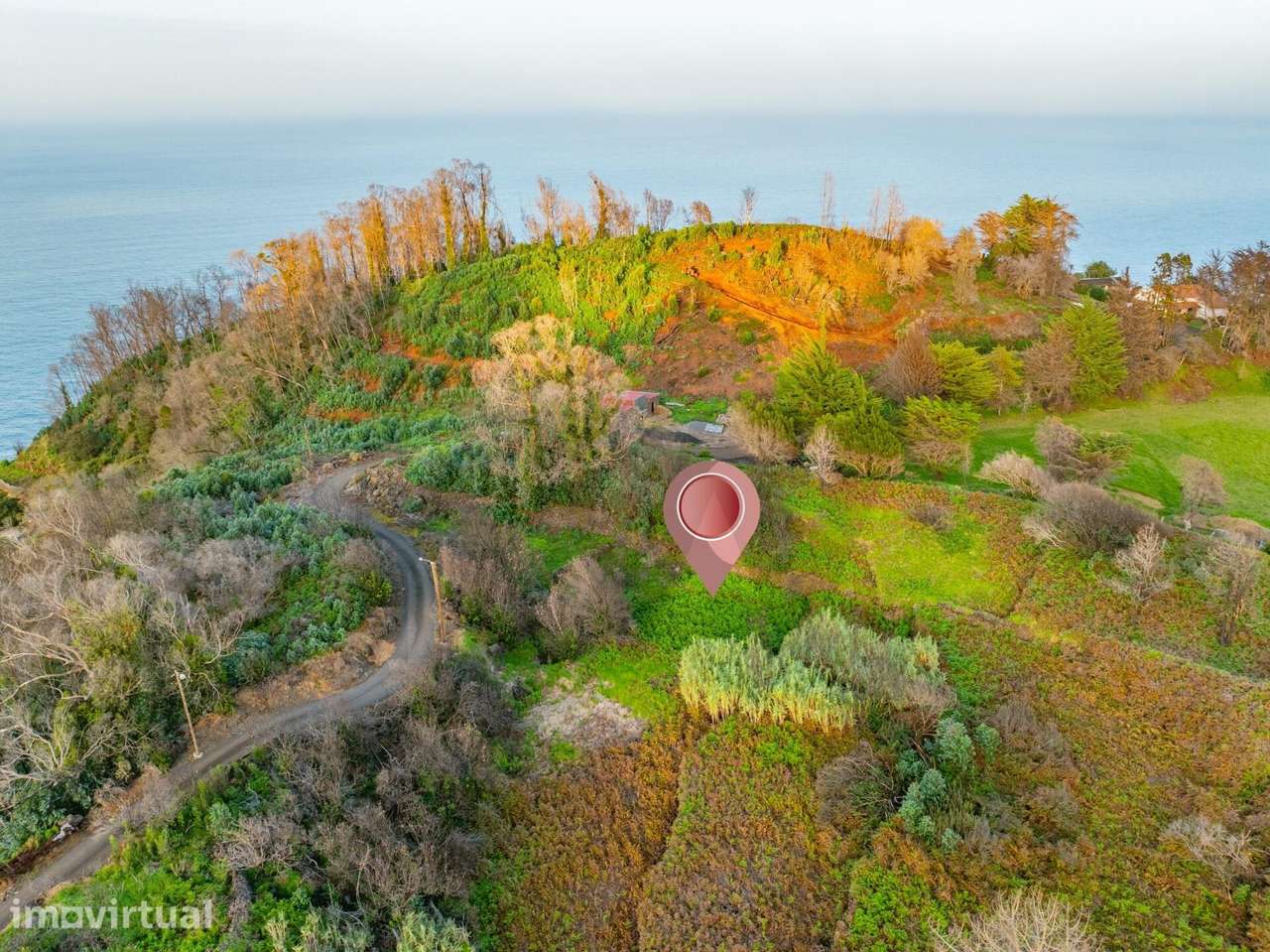 Terreno rústico plano com 444 m2 – Lamaceiros, Porto Moniz - Grande imagem: 3/21