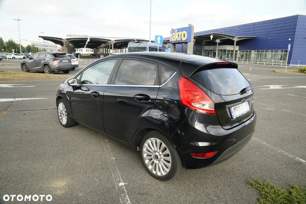 Ford Fiesta 1.25 Platinium X - 4
