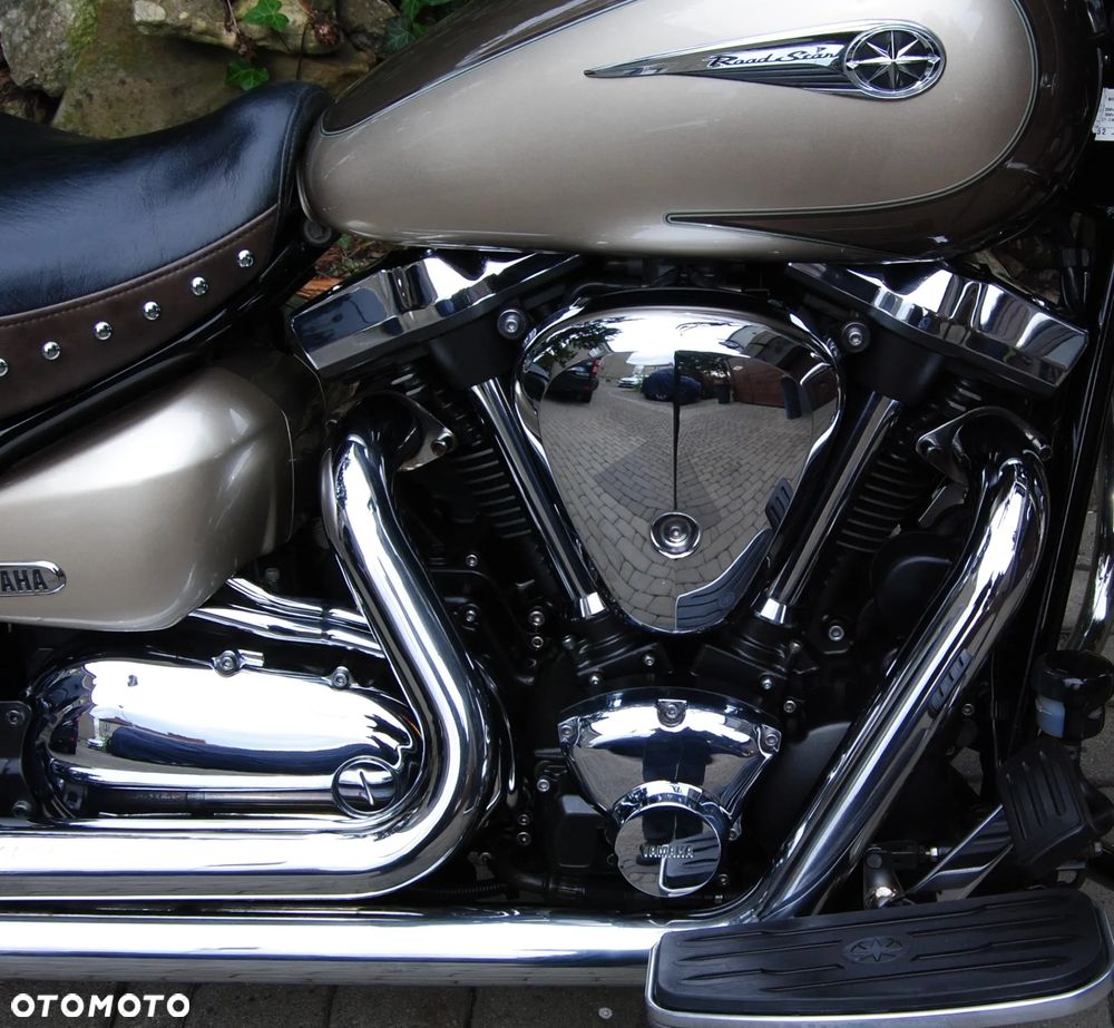 Yamaha Road Star - 8