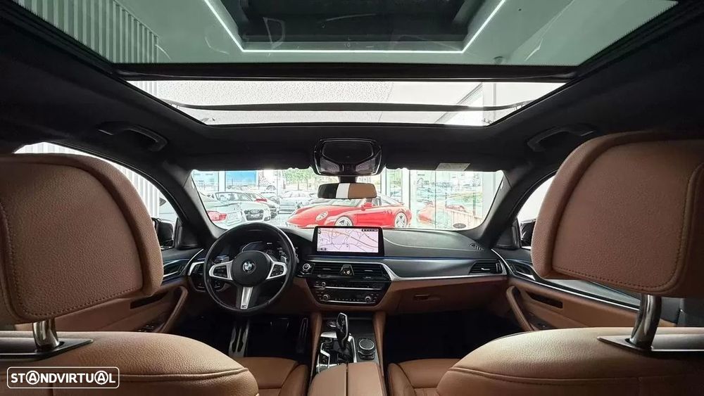BMW 530 e Pack Desportivo M - 22