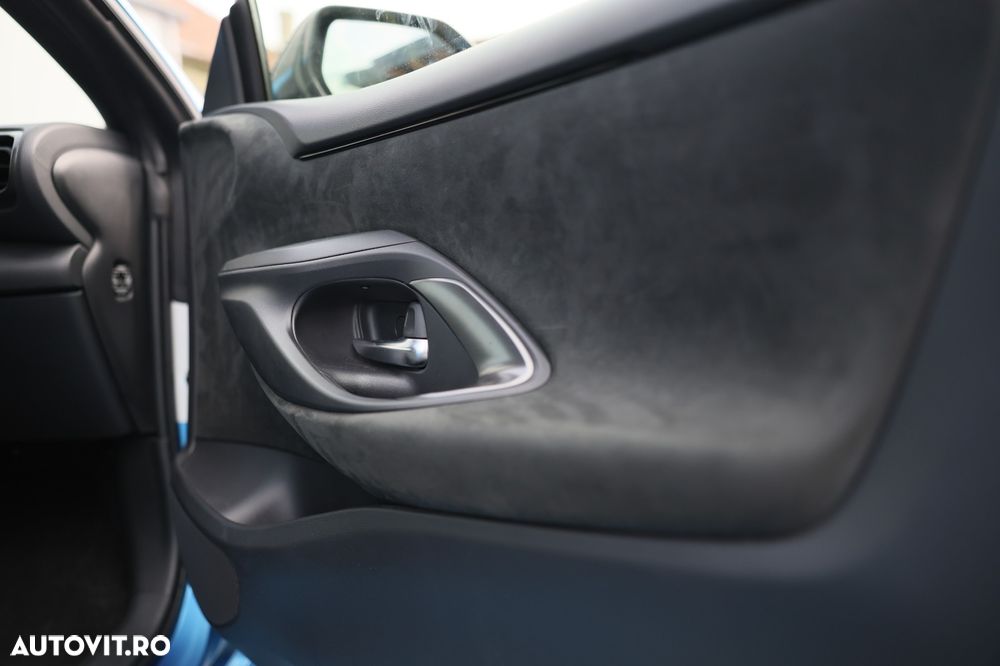Toyota Yaris - 11