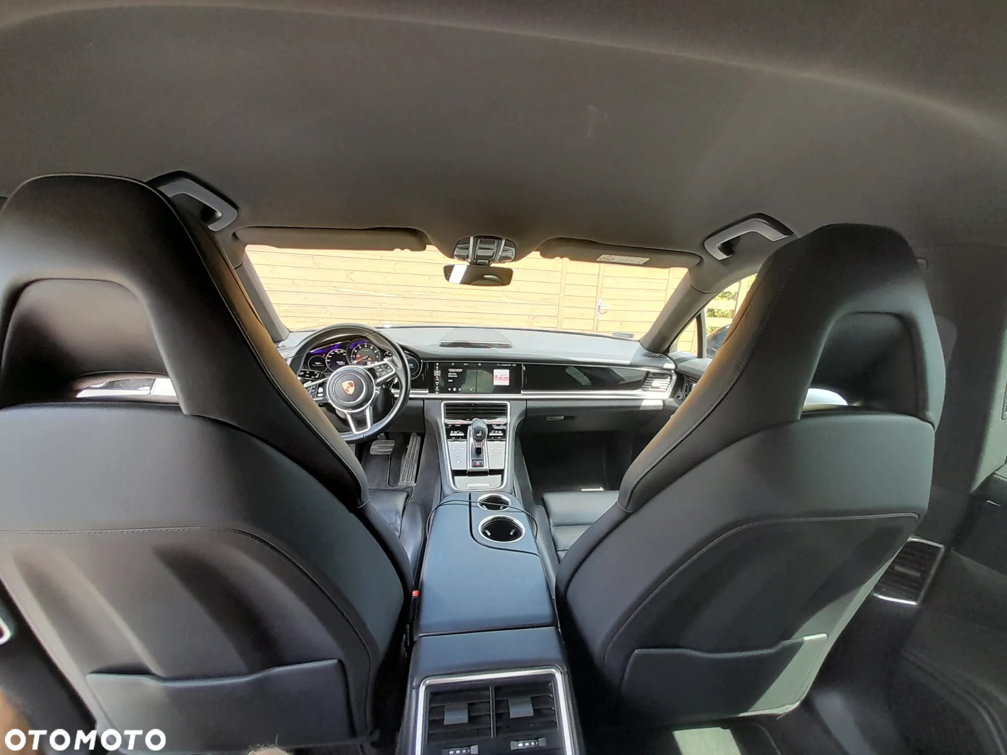 Porsche Panamera 4 - 9