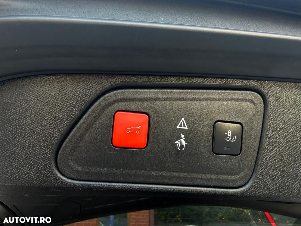 Peugeot 3008 - 31