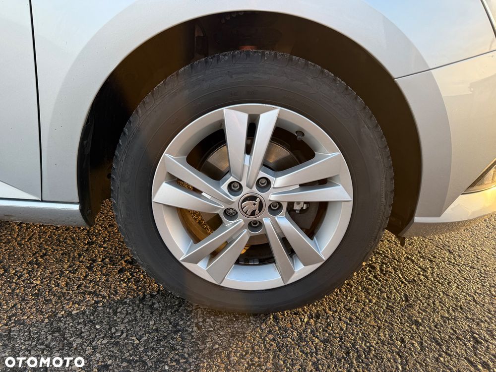 Skoda Fabia 1.0 TSI Ambition - 30