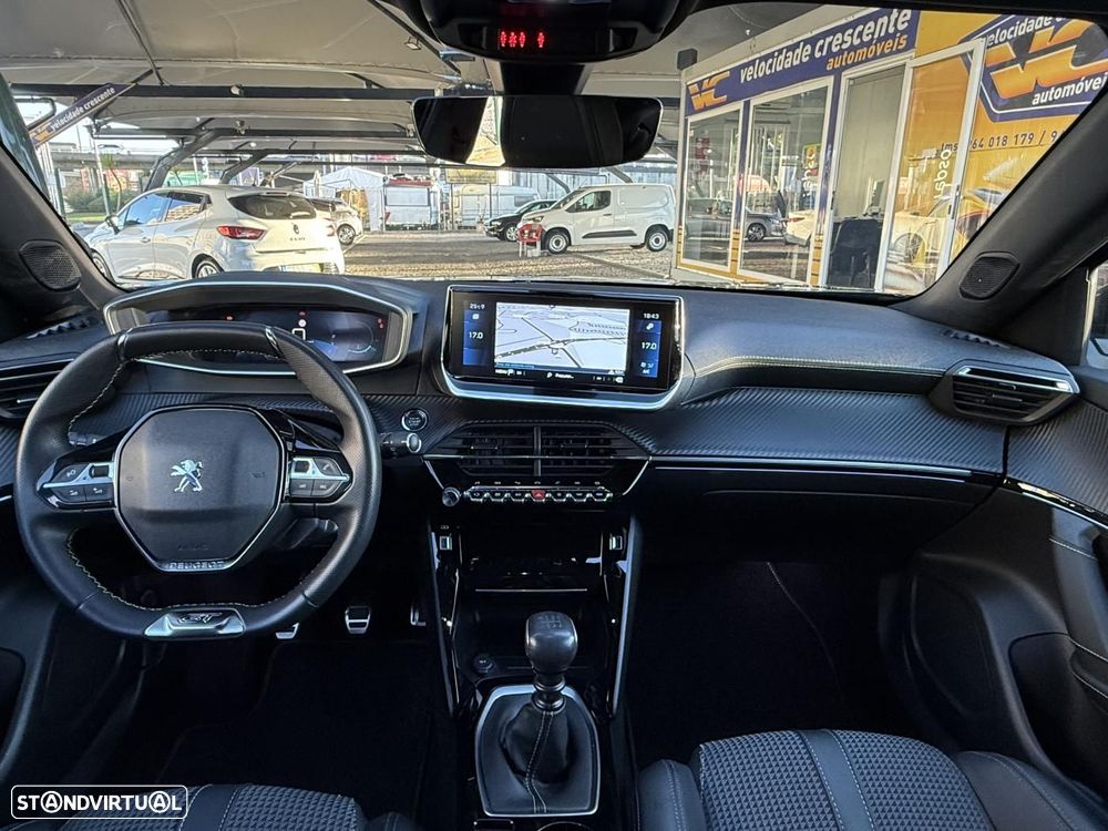 Peugeot 2008 1.2 PureTech GT - 37
