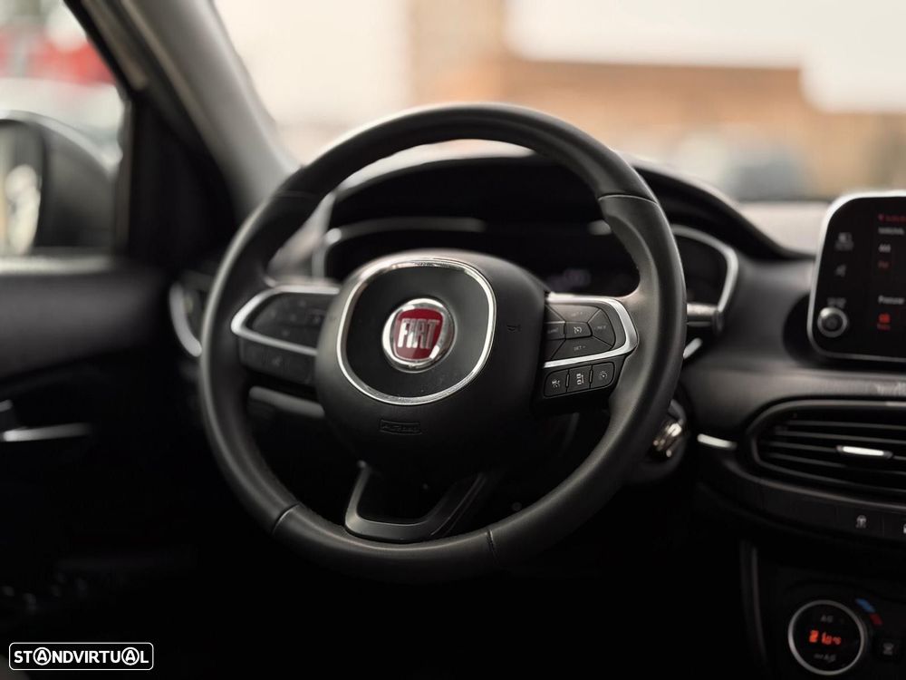 Fiat Tipo 1.3 M-Jet Lounge Tech J17 - 15
