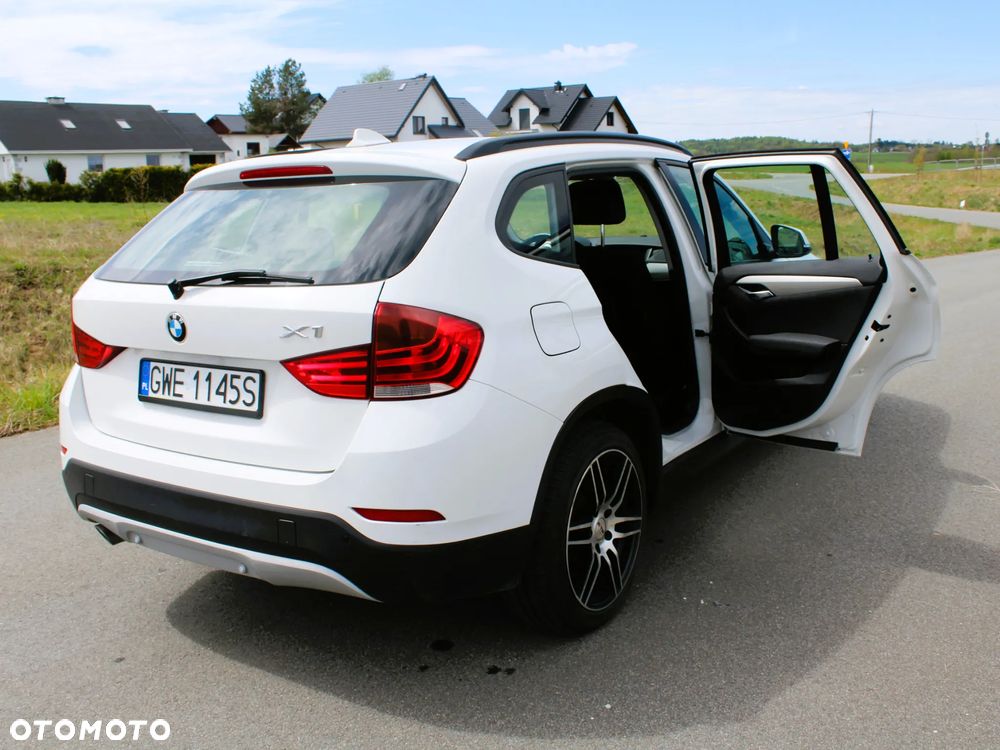 BMW X1 xDrive18d xLine - 9