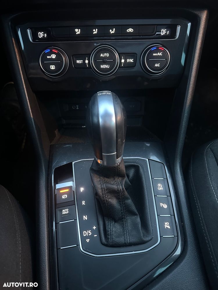 Volkswagen Tiguan - 15