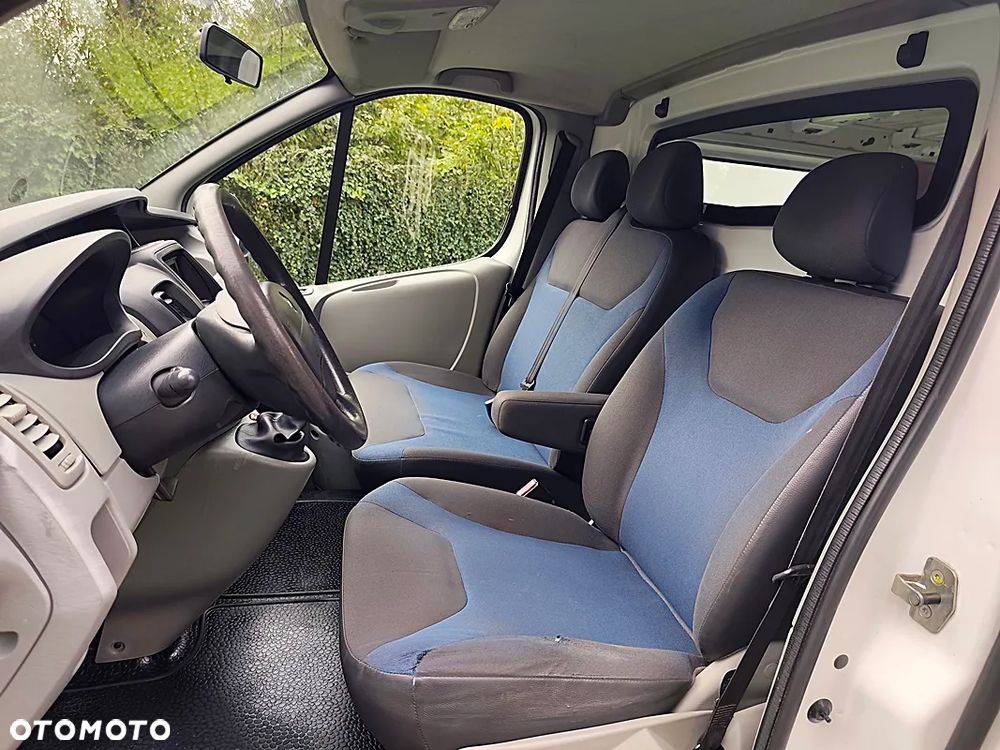 Renault Trafic - 11
