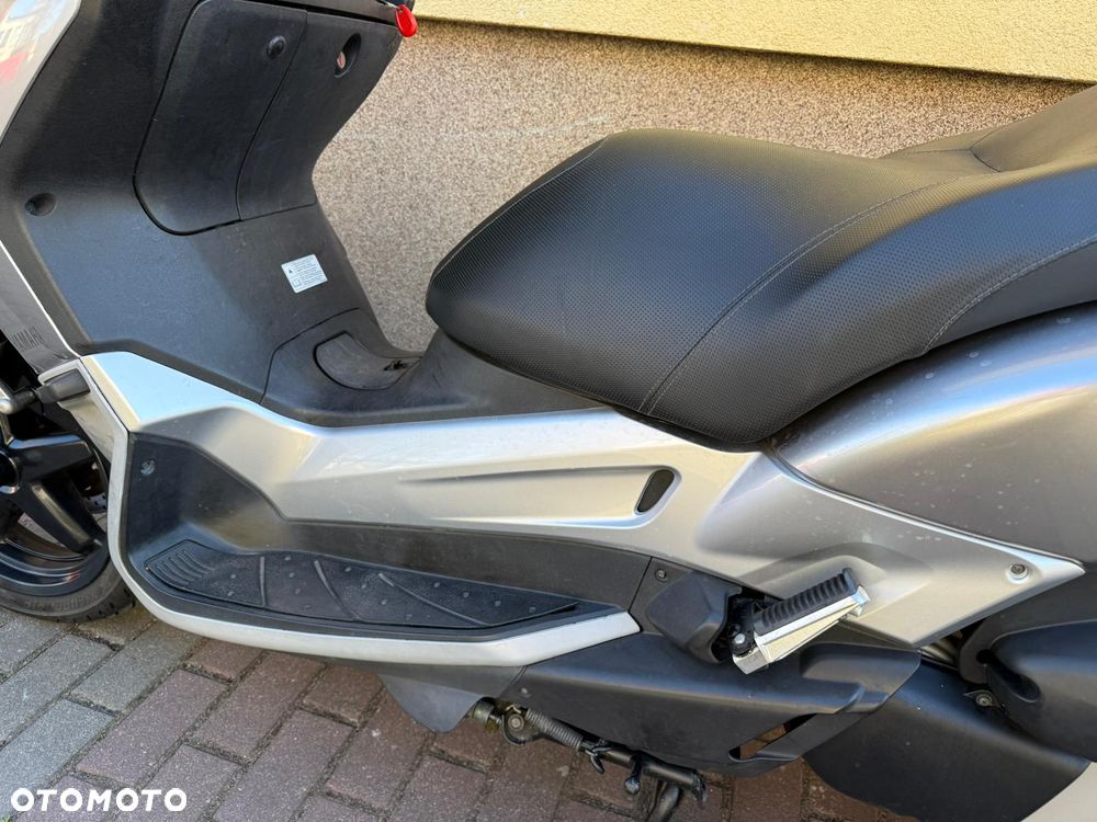 Yamaha X-max - 11