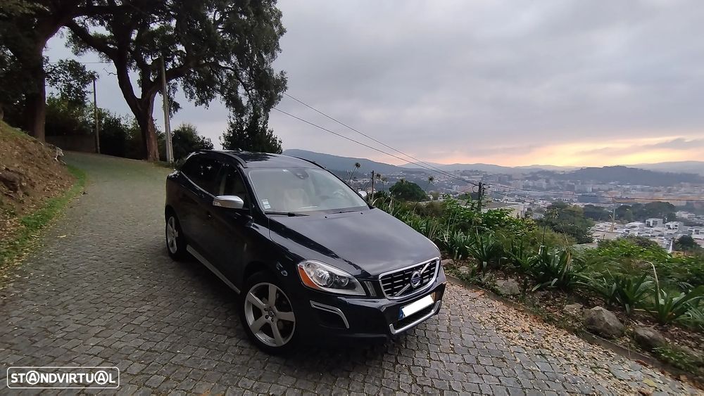 Volvo XC 60 2.0 D4 DRIVe R-Design - 1