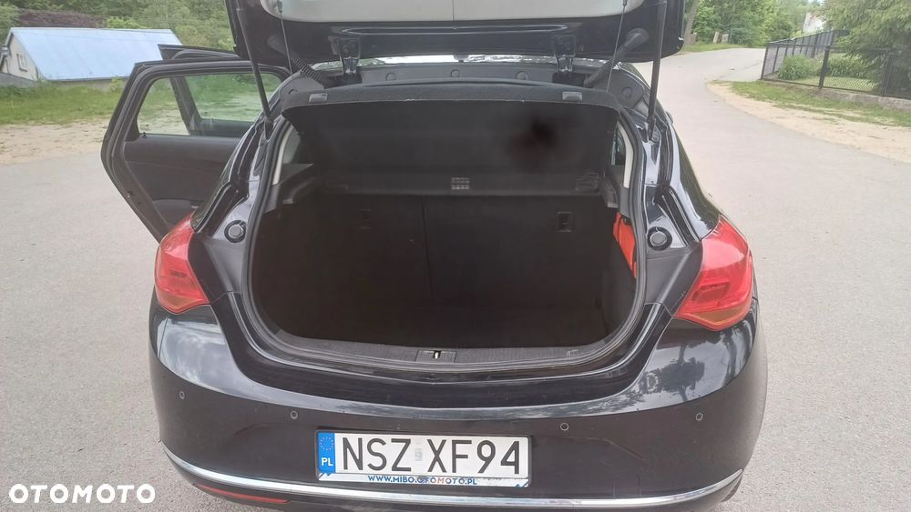 Opel Astra 1.4 T Enjoy - 8
