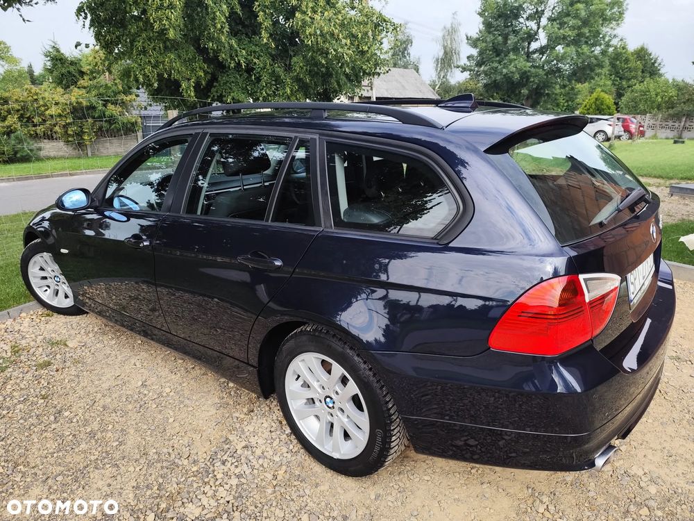BMW Seria 3 320d DPF - 12