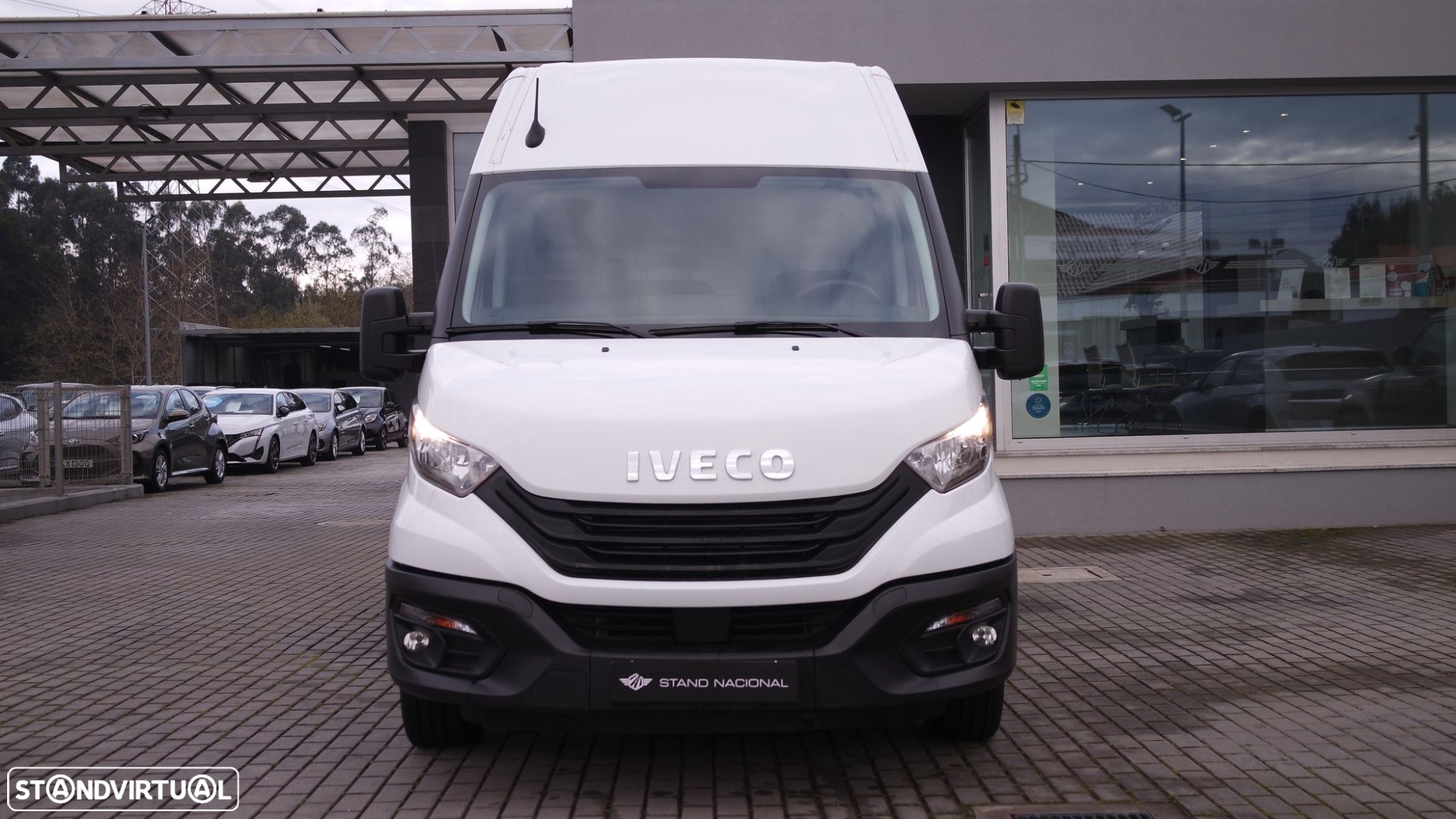 Iveco Daily 2.3 35C16 3000 CD - 2