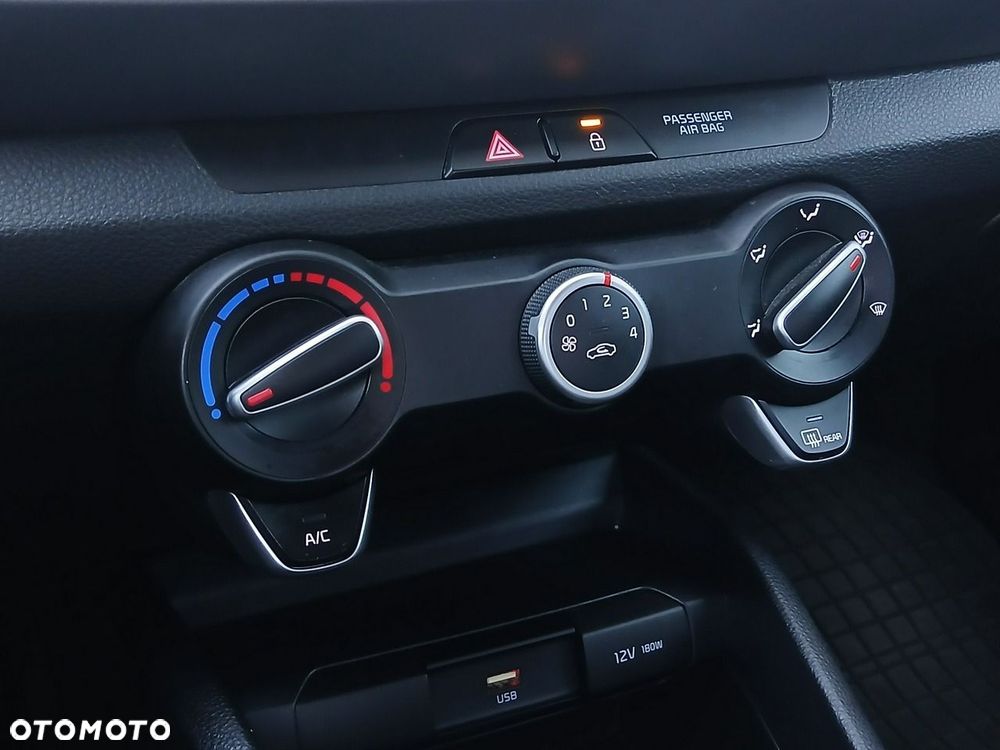 Kia Stonic 1.0 T-GDI M - 25
