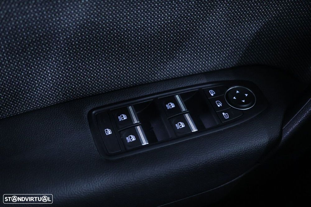 Renault Captur - 26