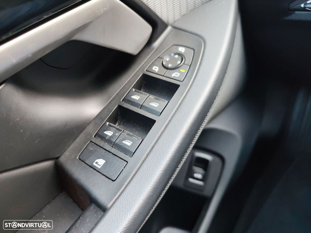 BMW 520 d Pack Desportivo M - 24