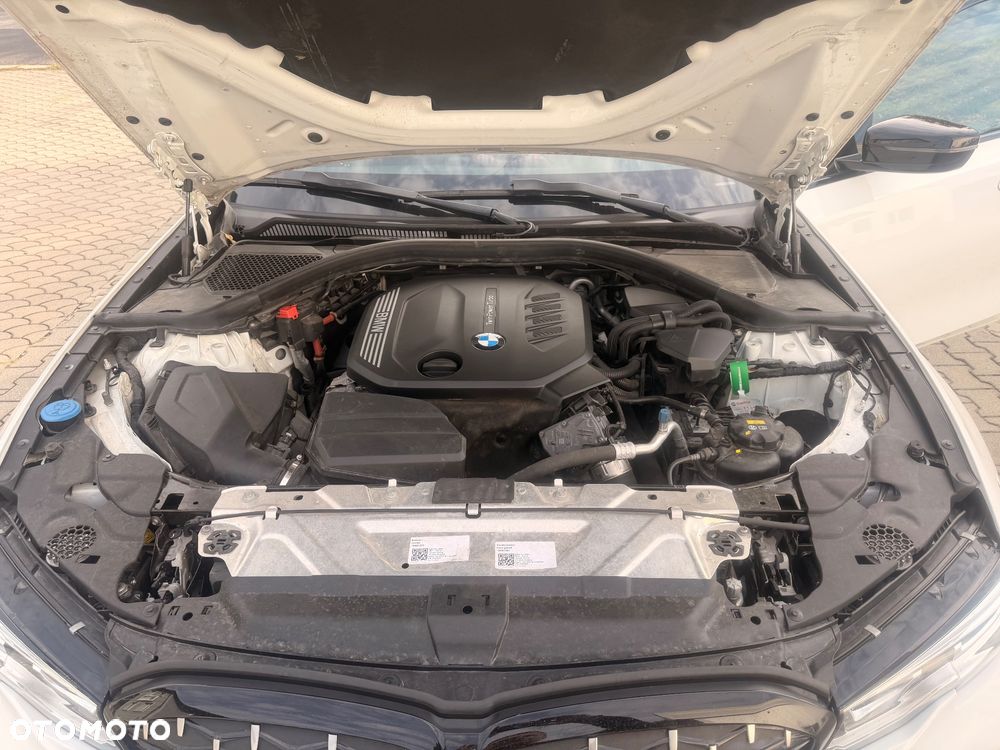 BMW Seria 3 318d M Sport - 15
