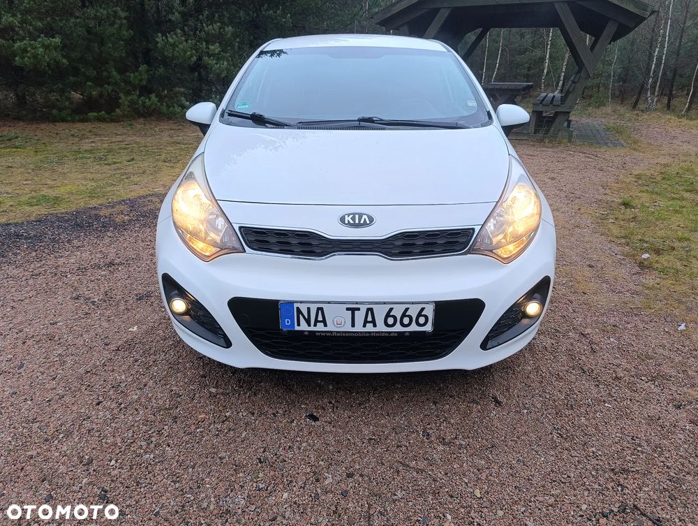 Kia Rio 1.4 Spirit - 4