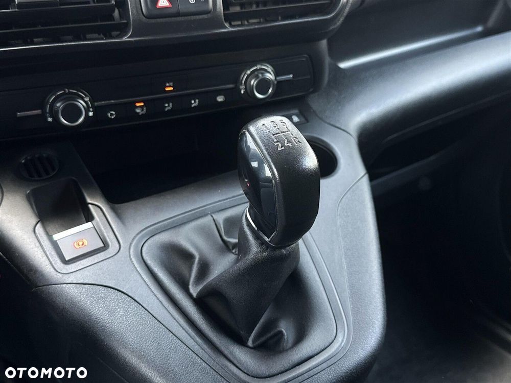Peugeot partner 1.5HDi 102KM - 24