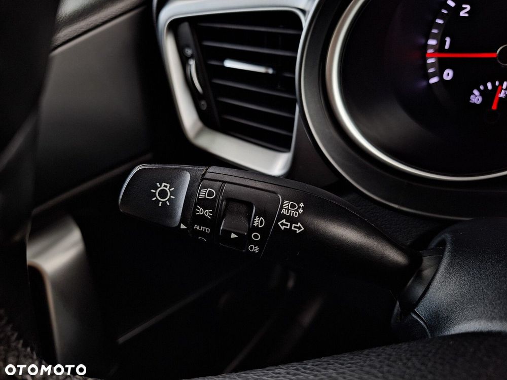 Kia Ceed 1.5 T-GDI M - 34