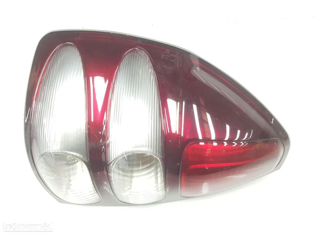 FAROLIM TRASEIRO ESQUERDO TOYOTA LAND CRUISER J12 - 1