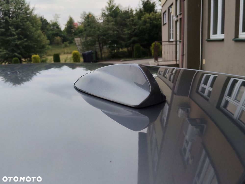 Volvo V40 T2 Momentum - 18