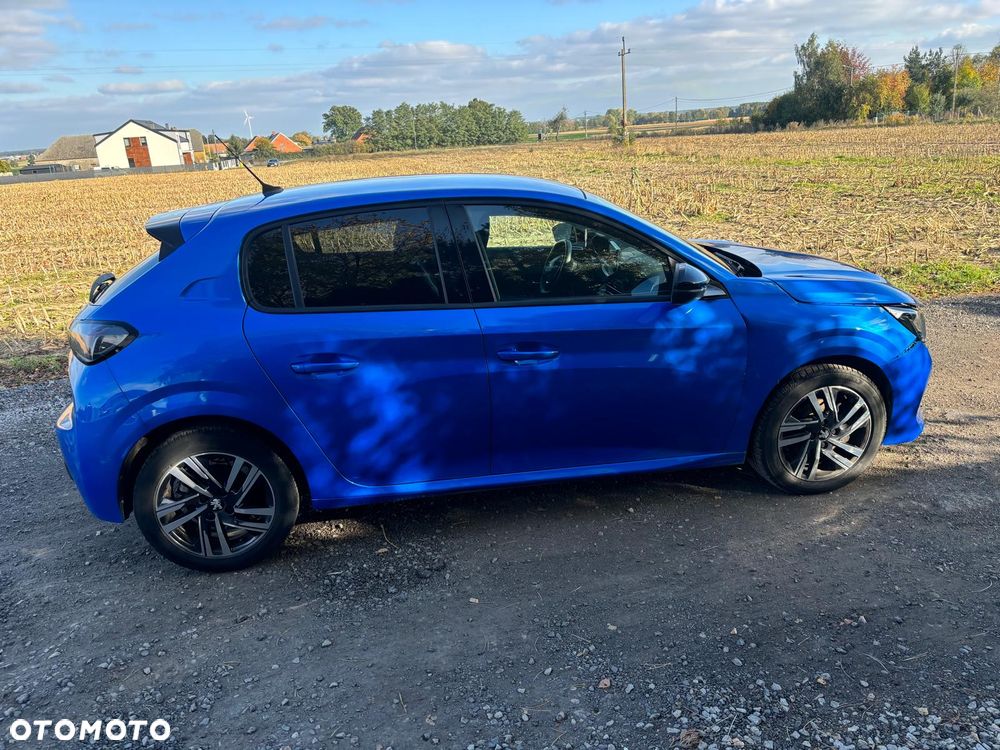 Peugeot 208 - 15