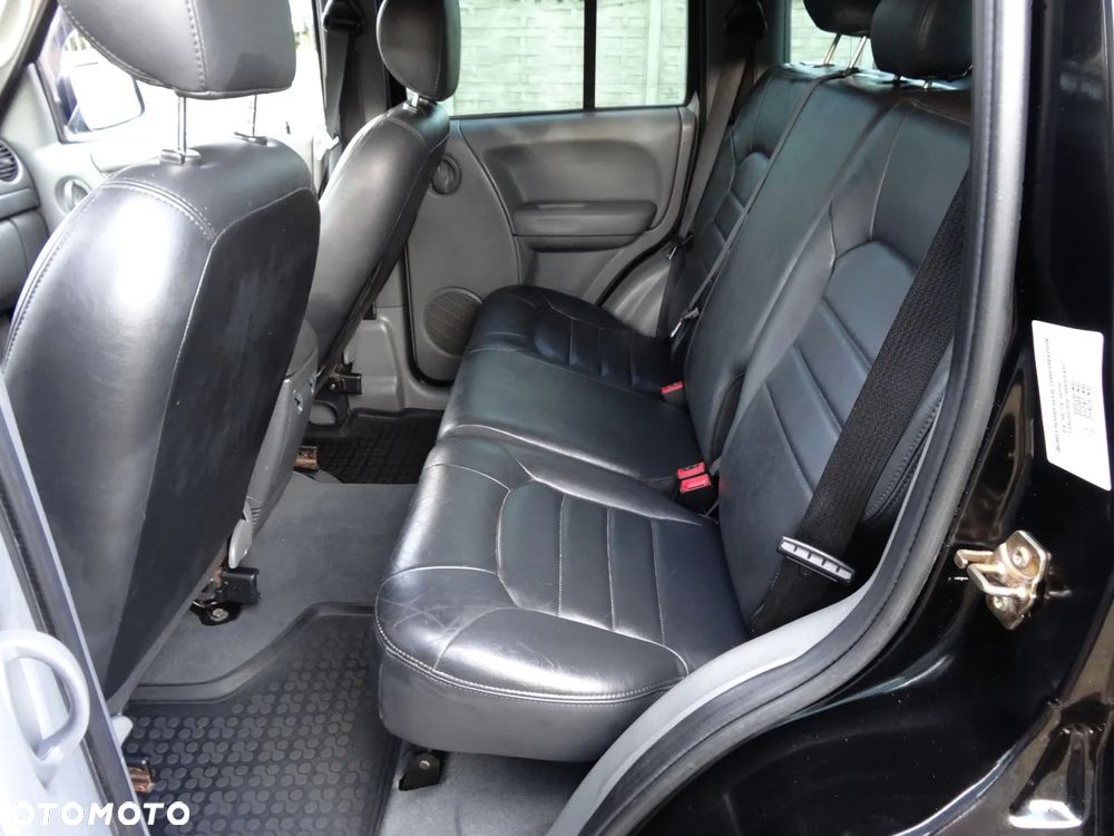 Jeep Cherokee 2.8 CRD Renegade - 22