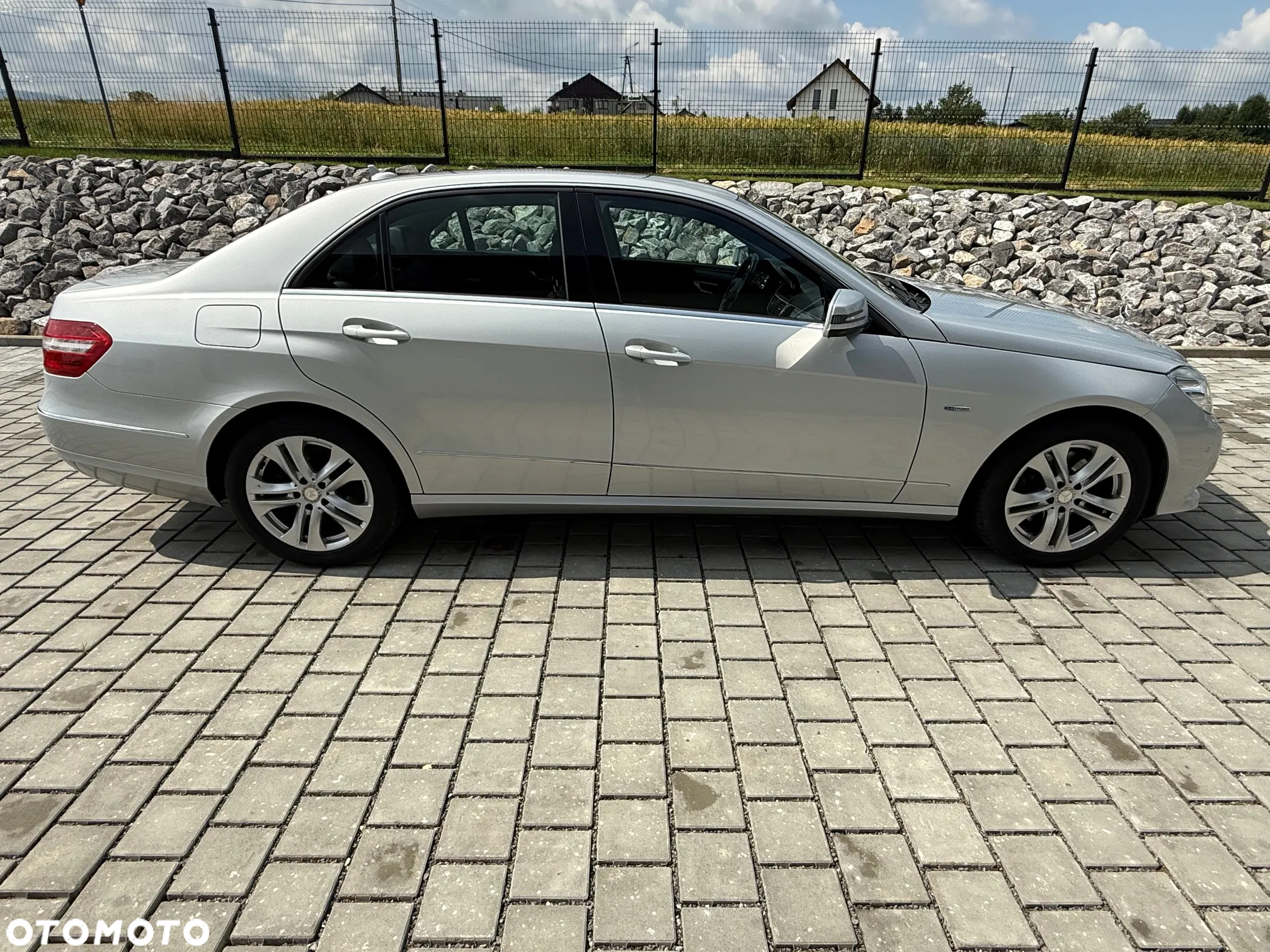 Mercedes-Benz Klasa E 250 BlueTEC 4-Matic Elegance - 4