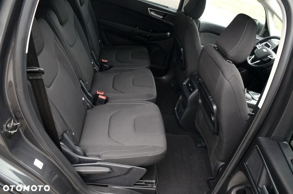 Ford S-Max - 24