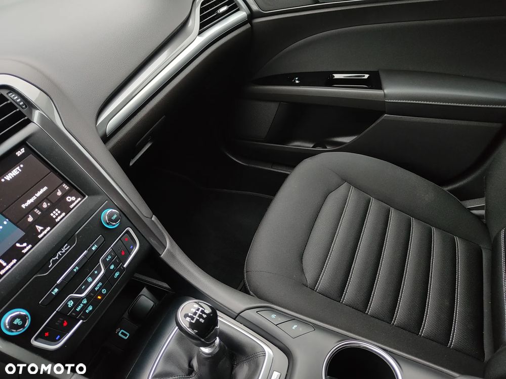 Ford Mondeo 2.0 TDCi Ambiente - 15